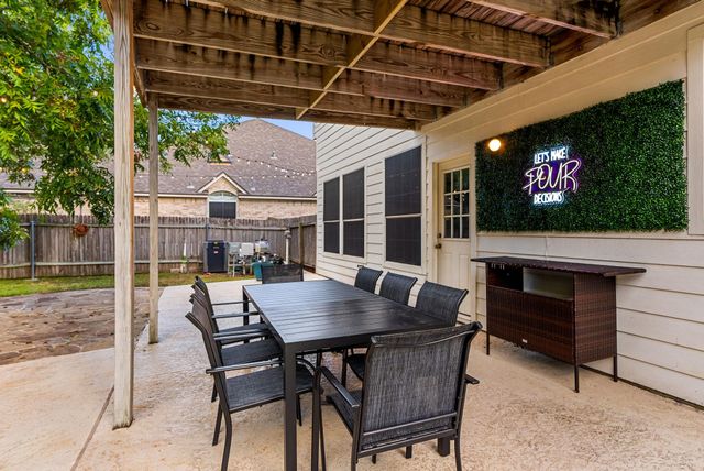 1247 Rocky Creek DR, Pflugerville, TX 78660