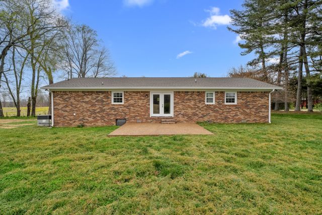 151 Robert Branch Drive, Tullahoma, TN 37388