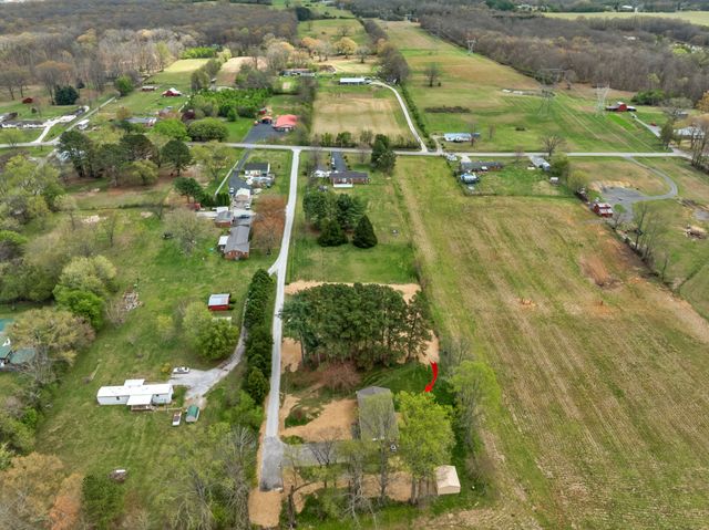 151 Robert Branch Drive, Tullahoma, TN 37388