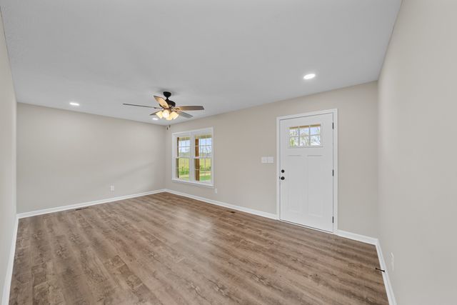 151 Robert Branch Drive, Tullahoma, TN 37388