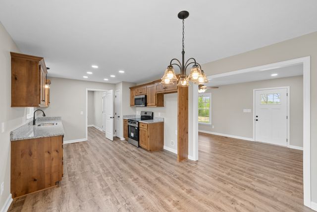 151 Robert Branch Drive, Tullahoma, TN 37388