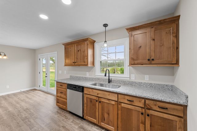 151 Robert Branch Drive, Tullahoma, TN 37388