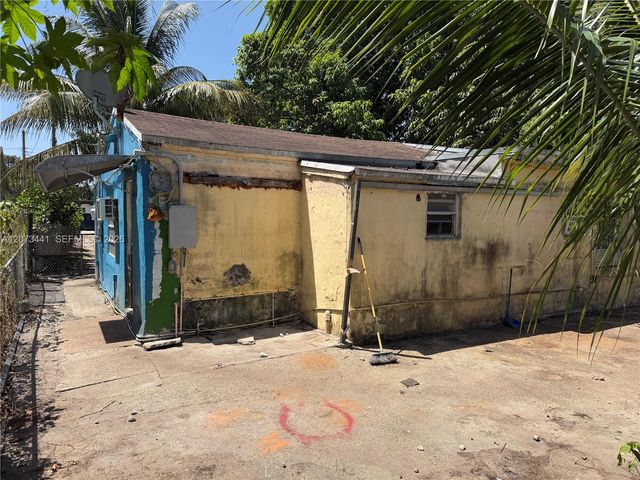 3035 NW 55th Street, Miami, FL 33142