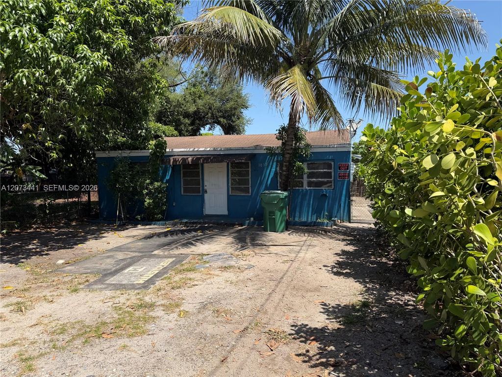 3035 NW 55th Street, Miami, FL 33142