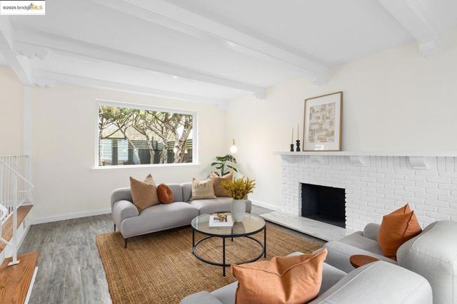 2305 Greenridge Dr, El Sobrante, CA 94803