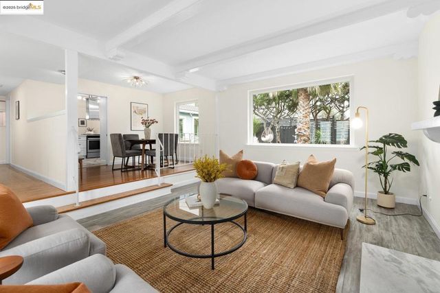 2305 Greenridge Dr, El Sobrante, CA 94803