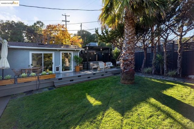 2305 Greenridge Dr, El Sobrante, CA 94803