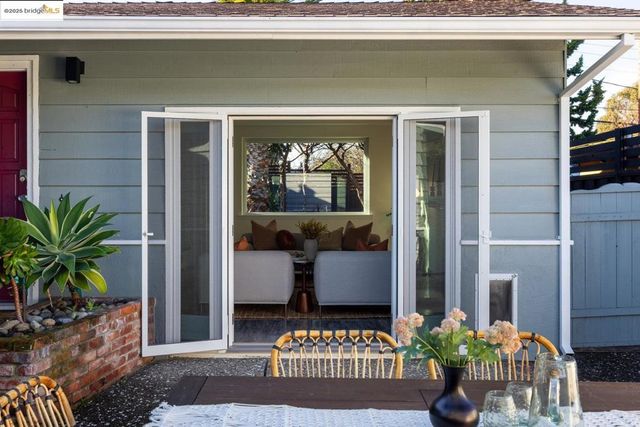 2305 Greenridge Dr, El Sobrante, CA 94803