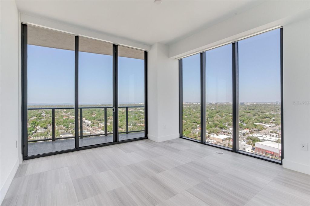 Image 23 of property listing at 3015 S YSABELLA AVENUE 2401, Tampa, FL 33629