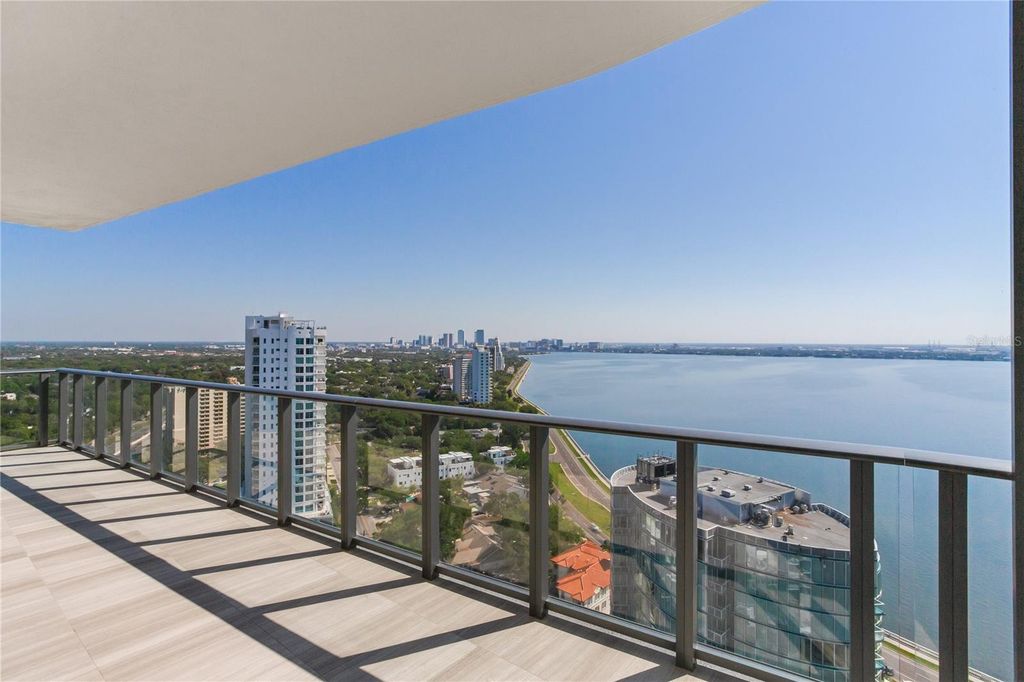 Image 29 of property listing at 3015 S YSABELLA AVENUE 2401, Tampa, FL 33629