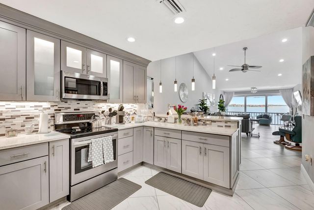 1602 STICKNEY POINT ROAD 404, Sarasota, FL 34231