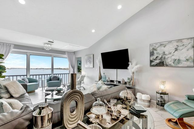 1602 STICKNEY POINT ROAD 404, Sarasota, FL 34231