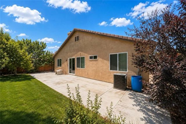 16440 Field, Victorville, CA 92395