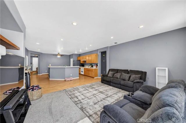 16440 Field, Victorville, CA 92395
