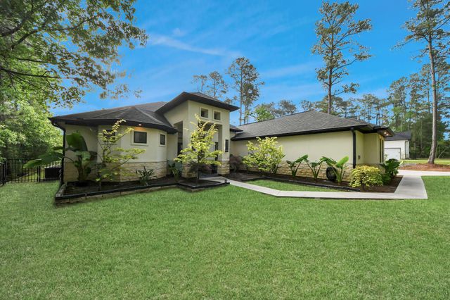 40802 Rolling Forest Drive, Magnolia, TX 77354