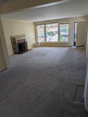 1049 Haven Avenue, Redwood City, CA 94063