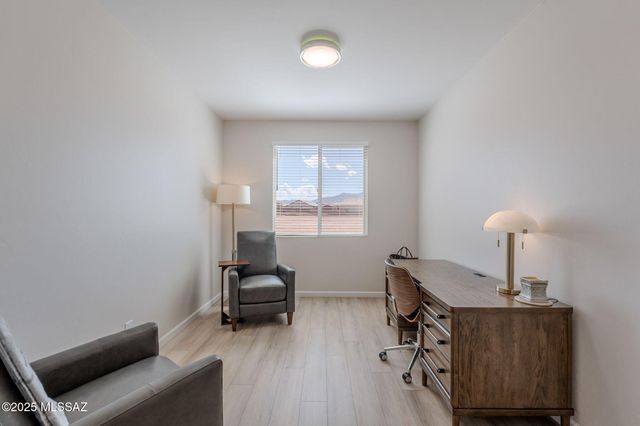 1820 N Banneker Lane, Green Valley, AZ 85614