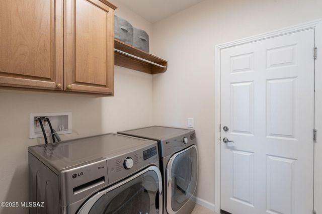 1820 N Banneker Lane, Green Valley, AZ 85614