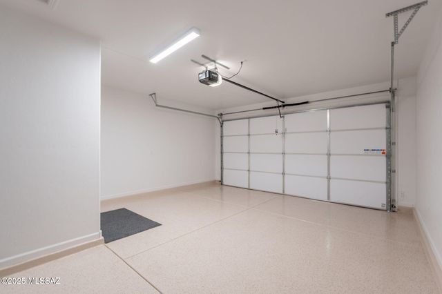 1820 N Banneker Lane, Green Valley, AZ 85614