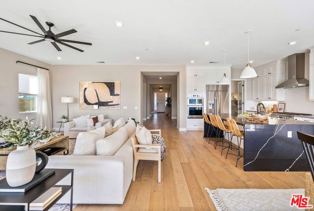 28414 Old Springs Road, Castaic, CA 91384