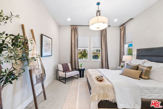 28414 Old Springs Road, Castaic, CA 91384