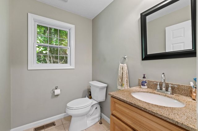 172 South St. 172, Northborough, MA 01532
