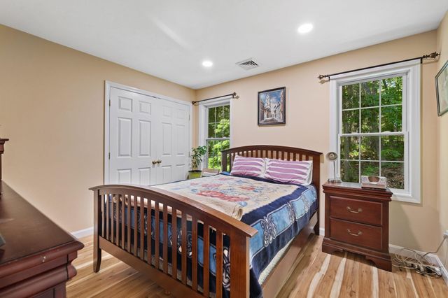 172 South St. 172, Northborough, MA 01532