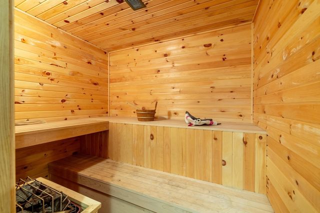 172 South St. 172, Northborough, MA 01532