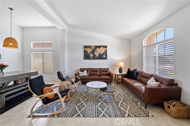 42370 Circulo Cavinara, Murrieta, CA 92562