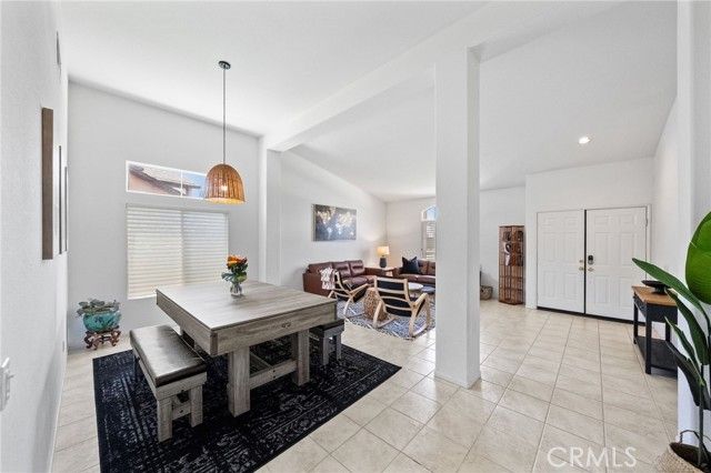 42370 Circulo Cavinara, Murrieta, CA 92562