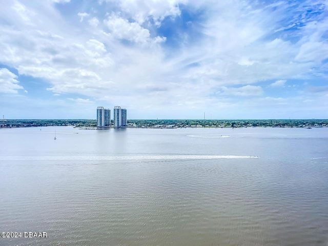 935 N Halifax Ave Apt 402, Daytona Beach, FL 32118