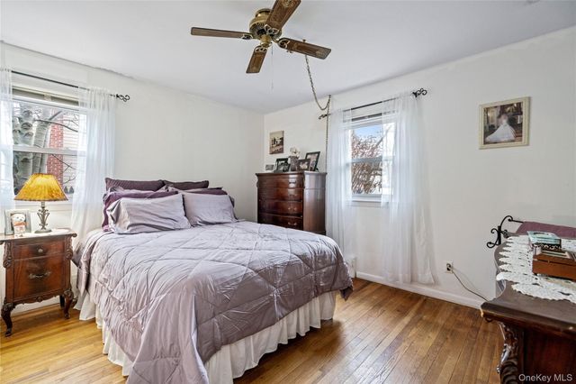 310 Candee Avenue, Sayville, NY 11782