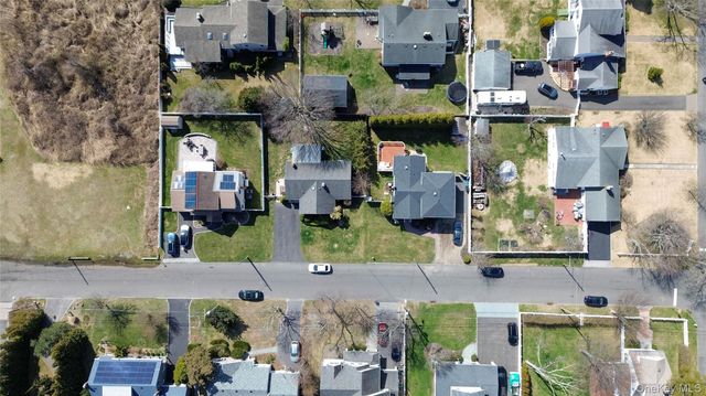 310 Candee Avenue, Sayville, NY 11782