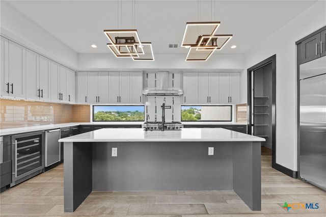 1347 Bordeaux Lane, New Braunfels, TX 78132