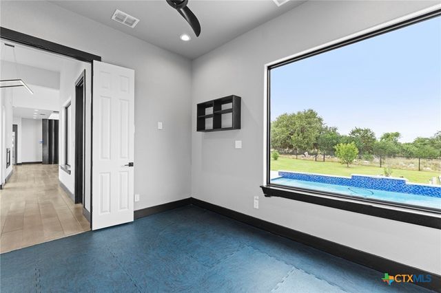 1347 Bordeaux Lane, New Braunfels, TX 78132