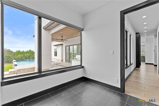 1347 Bordeaux Lane, New Braunfels, TX 78132