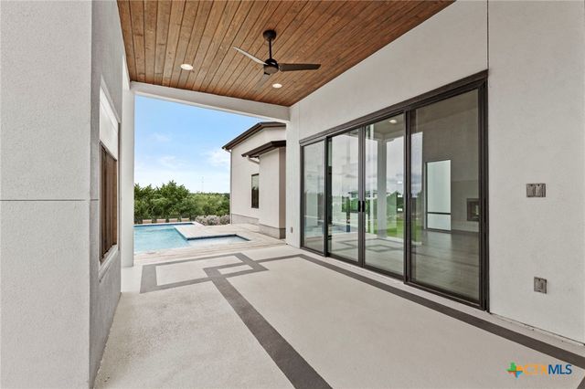 1347 Bordeaux Lane, New Braunfels, TX 78132