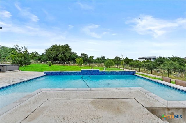 1347 Bordeaux Lane, New Braunfels, TX 78132