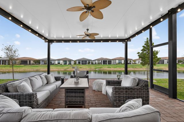 8118 Liberty Way, Parkland, FL 33067