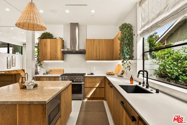 832 Milwood Avenue, Venice (los Angeles), CA 90291