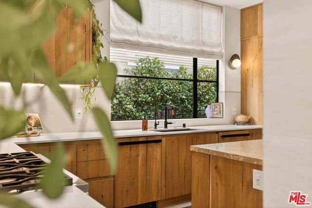 832 Milwood Avenue, Venice (los Angeles), CA 90291
