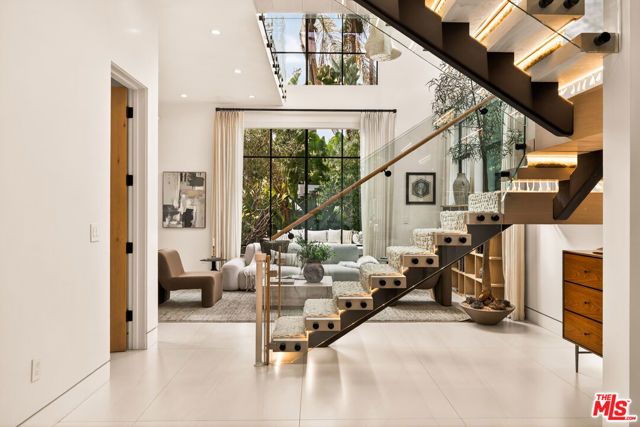 832 Milwood Avenue, Venice (los Angeles), CA 90291