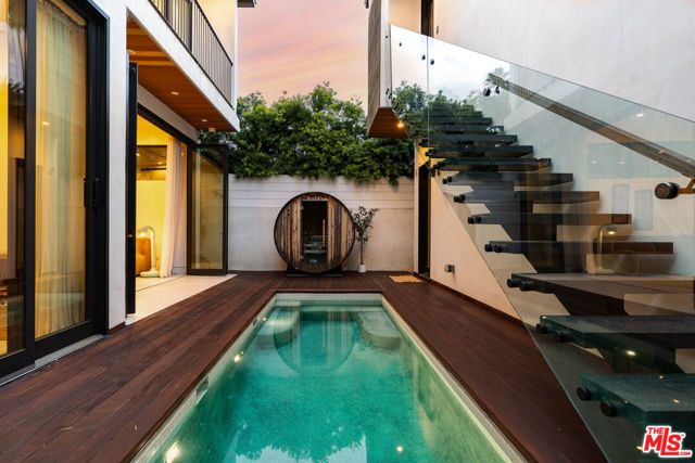 832 Milwood Avenue, Venice (los Angeles), CA 90291