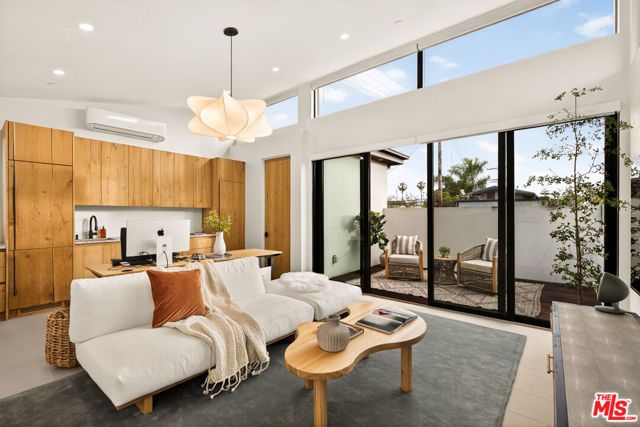 832 Milwood Avenue, Venice (los Angeles), CA 90291