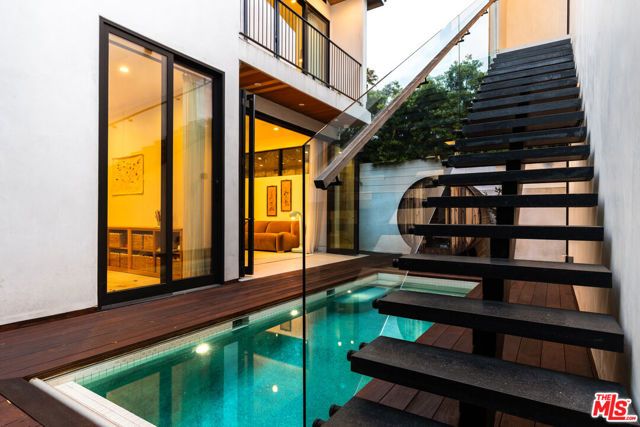 832 Milwood Avenue, Venice (los Angeles), CA 90291