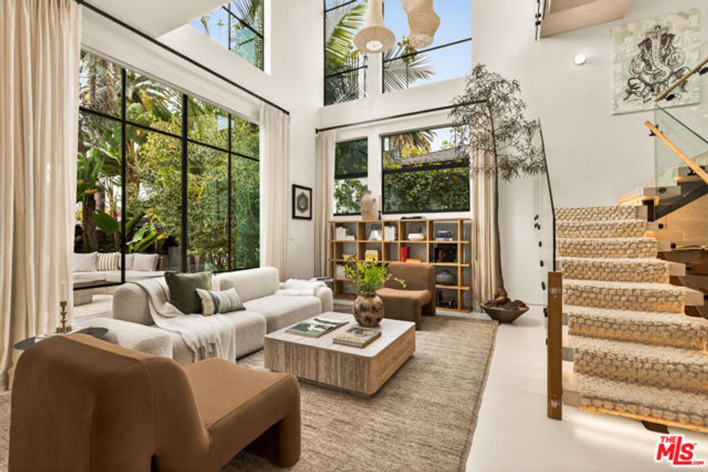 832 Milwood Avenue, Venice (los Angeles), CA 90291