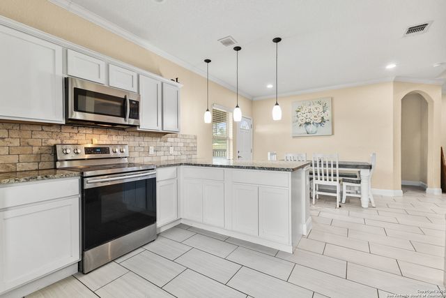 24540 Open Range, San Antonio, TX 78264