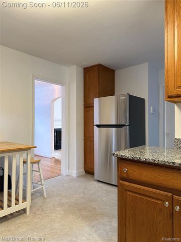 14 Fairwood Boulevard, Pleasant Ridge, MI 48069