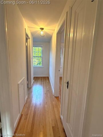 14 Fairwood Boulevard, Pleasant Ridge, MI 48069