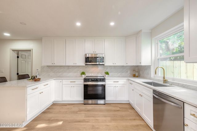 82 Ray Mar Drive, Ormond Beach, FL 32176
